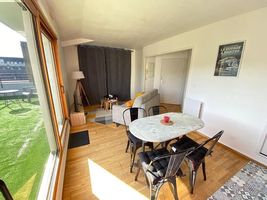 Grand Studio, Belle Terrasse Avec Vue Nantes Exteriör bild